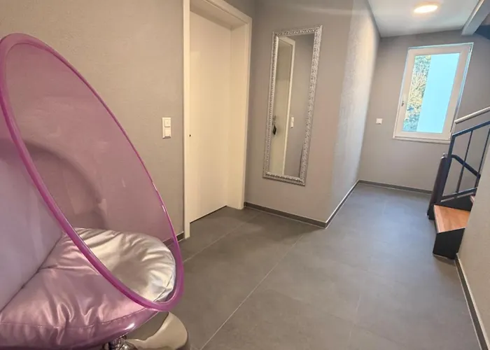 Elisa 巴特腓特烈斯哈尔