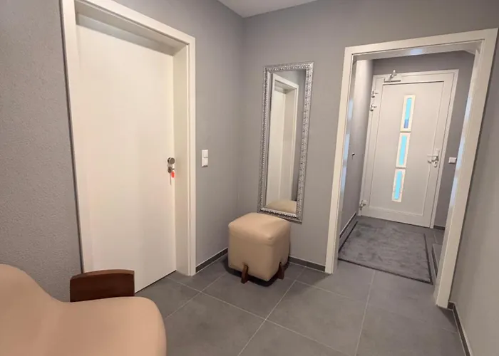 Elisa 巴特腓特烈斯哈尔